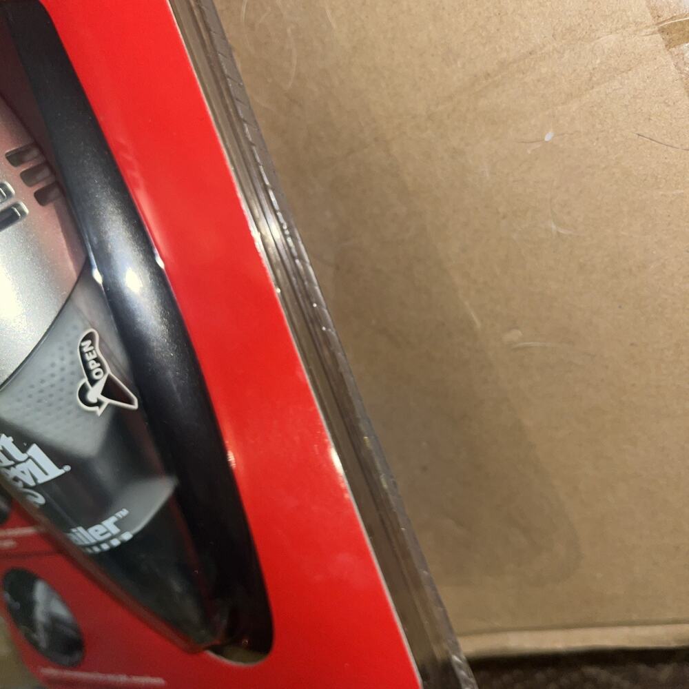 Dirt Devil Detailer Cordless Vacuum CV2000 New Vintage Old Stock 2005 Sealed - Picture 4 of 5
